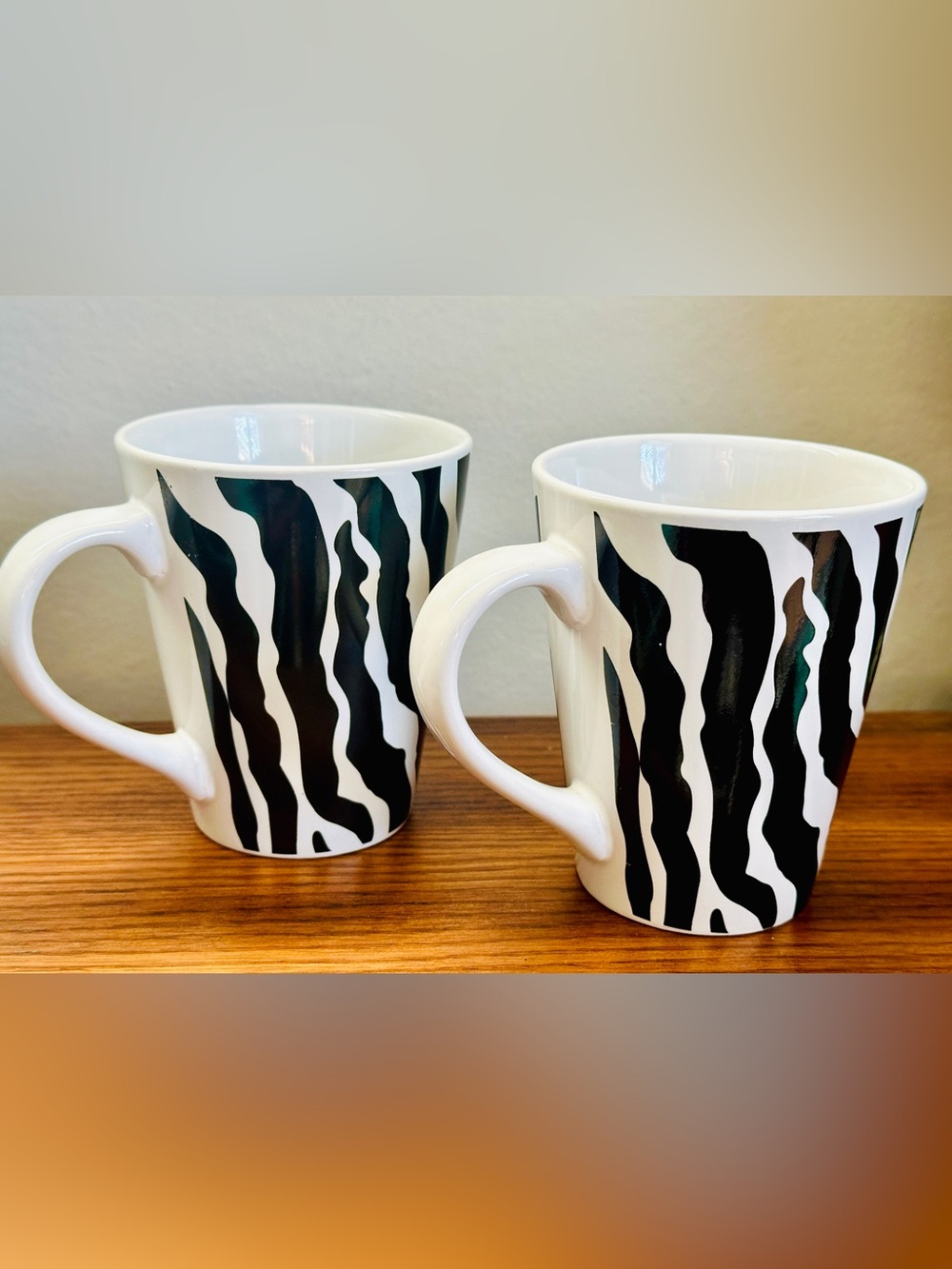 Zebra Print Coffee/Tea Mugs Set Black White Animal Stripe Dishwasher/Micro Safe